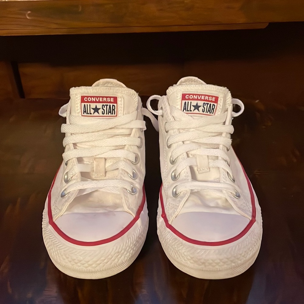 Converse Chuck Taylor All Star Classic sneakers